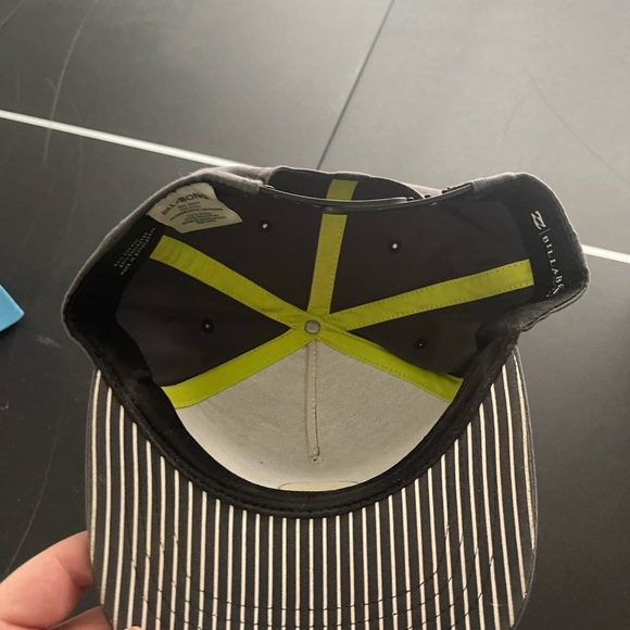 Billabong hats - Picture 12 of 16